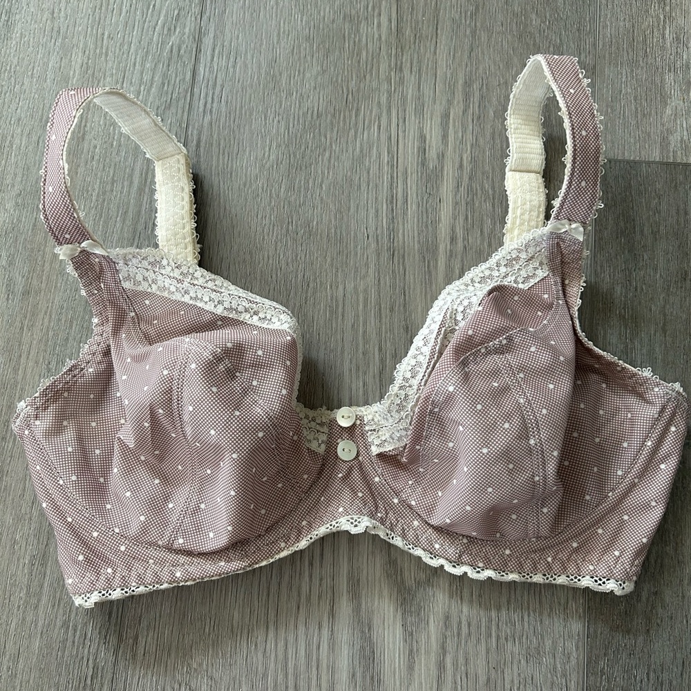 Freya Cream and Tan Lace Bra with Underwire Support 30F